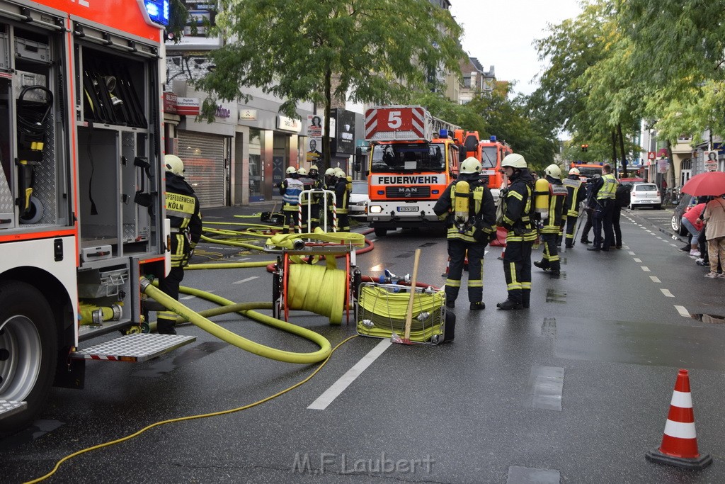 Feuer 2 Koeln Nippes Neusserstr P073.JPG - Miklos Laubert